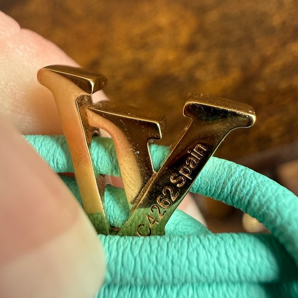 Louis Vuitton Bloom Bracelet - Picture 6 of 7